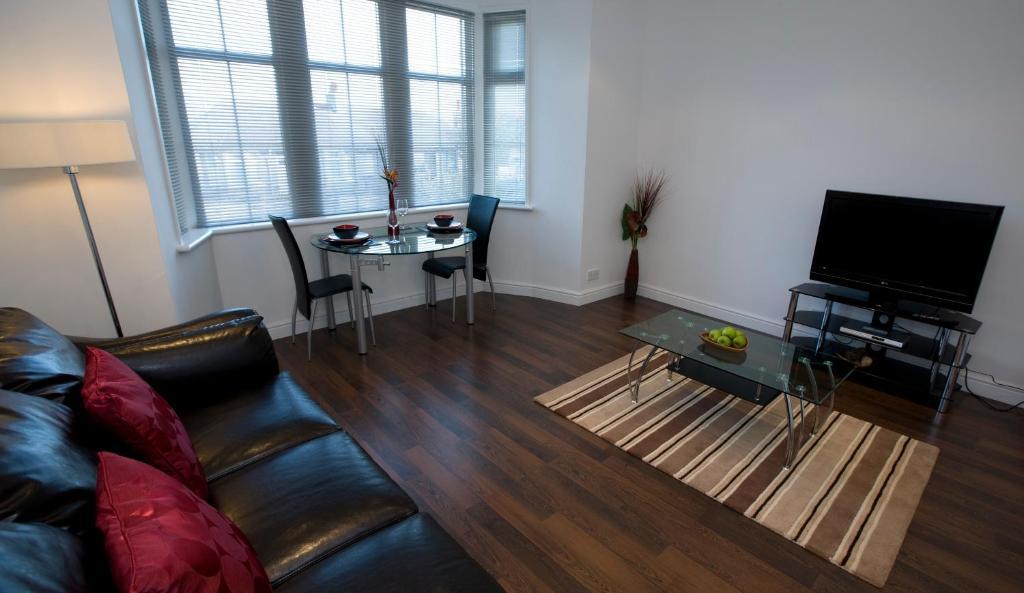 Aberdeen Serviced Apartments - The Lodge Habitación foto